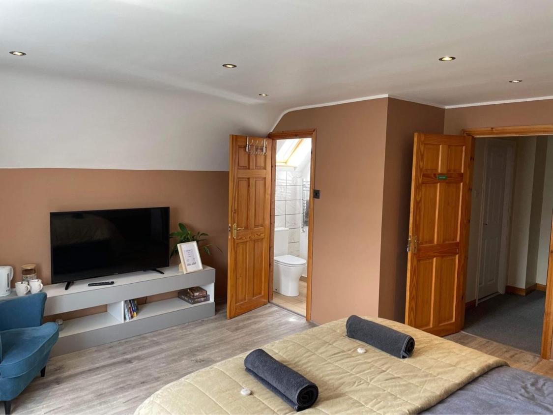 Wind Rose Rooms Ballycastle Extérieur photo