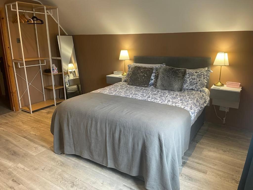 Wind Rose Rooms Ballycastle Extérieur photo